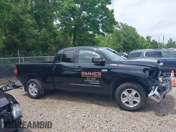 2018 Toyota Tundra SR с VIN 5TFUW5F19JX725912, выставлен на аукционе IAAI как лот 42437463 с пробегом 193 630 миль миль и . История ставок и продаж доступна на DreamBid. Изображение 13.