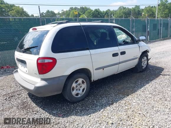 2001 Dodge Caravan z VIN 1B8GP25G11B110018, wystawiony jako IAAI lot #42798068 z przebiegiem Nie podano mil oraz . Historia ofert i sprzedaży dostępna na DreamBid. Obrazek 4.