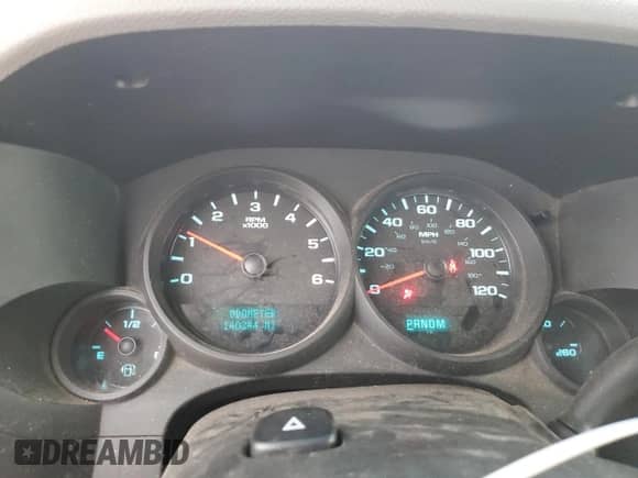 2013 Chevrolet Silverado 1500 Work Truck with VIN 1GCRKPE7XDZ323425, listed as a Copart auction lot 81229195 with 140,344 mi miles and Salvage title. Bid and sale history available at DreamBid. Image 9.