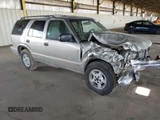 2004 Chevrolet Blazer LS z VIN 1GNDT13X84K120850, wystawiony jako Copart lot #72561234 z przebiegiem 188 094 mil mil oraz Szkoda całkowita • Salvage title. Historia ofert i sprzedaży dostępna na DreamBid. Obrazek 4.