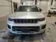 2023 Jeep Grand Cherokee Overland с VIN 1C4RJKDG8P8805067, выставлен на аукционе Copart как лот 47383225 с пробегом 34 778 миль миль и Списание • Salvage title. История ставок и продаж доступна на DreamBid. Изображение 5.