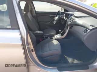 2013 Hyundai Elantra GLS с VIN 5NPDH4AE6DH158881, выставлен на аукционе IAAI как лот 43240327 с пробегом 227 912 миль миль и . История ставок и продаж доступна на DreamBid. Изображение 5.