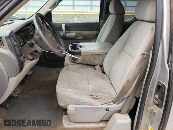 2007 GMC Sierra 1500 SLE1 with VIN 2GTEC19C471649458, listed as a Copart auction lot 48164745 with 336,502 mi miles and Salvage title. Bid and sale history available at DreamBid. Image 7.