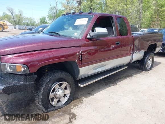 2002 Dodge 2500 with VIN 3B7KF23C92M244271, listed as a IAAI auction lot 42104621 with 179,986 mi miles and . Bid and sale history available at DreamBid. Image 6.