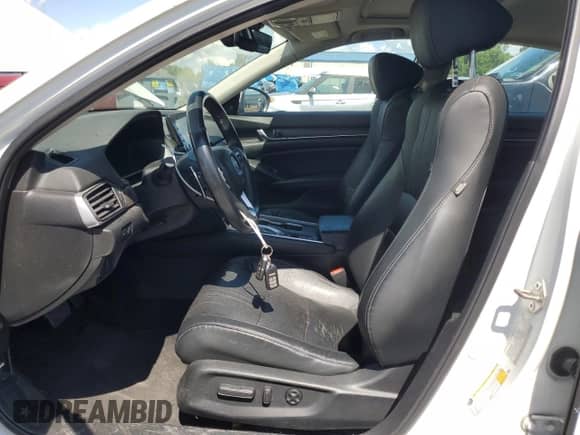 2018 Honda Accord EX-L z VIN 1HGCV3F50JA009216, wystawiony jako Copart lot #70248155 z przebiegiem 86 674 mil mil oraz Szkoda całkowita • Salvage title. Historia ofert i sprzedaży dostępna na DreamBid. Obrazek 7.