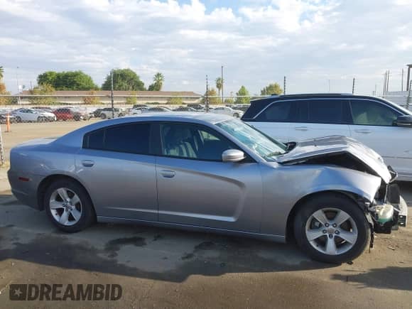 2013 Dodge Charger SE с VIN 2C3CDXBG6DH720347, выставлен на аукционе IAAI как лот 43301985 с пробегом 206 442 миль миль и . История ставок и продаж доступна на DreamBid. Изображение 14.