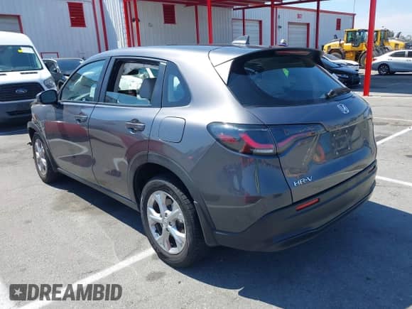 2024 Honda HR-V LX с VIN 3CZRZ1H39RM736957, выставлен на аукционе IAAI как лот 42935070 с пробегом 35 535 миль миль и . История ставок и продаж доступна на DreamBid. Изображение 3.