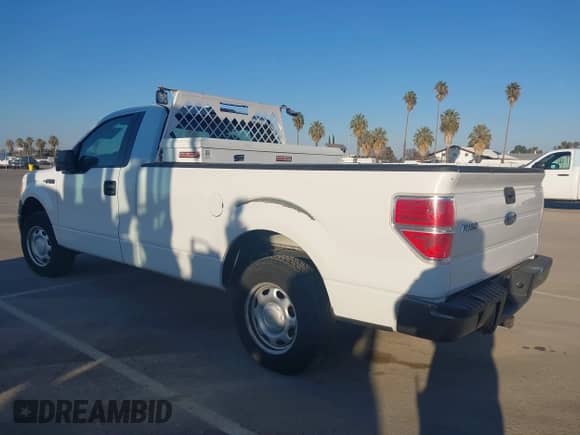 2010 Ford F-150 XL with VIN 1FTMF1C81AKE77467, listed as a IAAI auction lot 41396137 with 115,515 mi miles and . Bid and sale history available at DreamBid. Image 3.