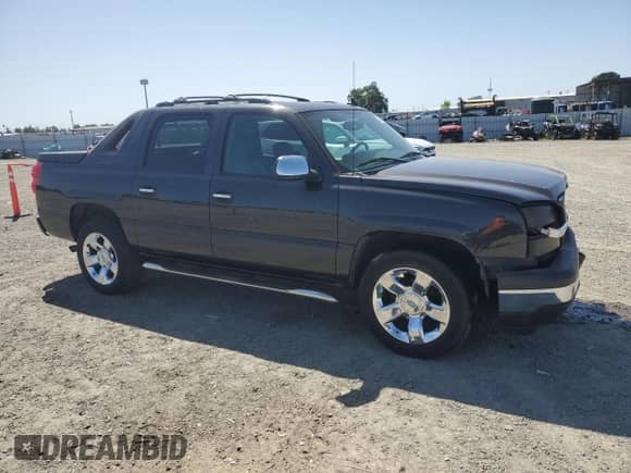 2006 Chevrolet Avalanche LS with VIN 3GNEC12Z16G140374, listed as a Copart auction lot 52637145 with 150,638 mi miles and Salvage title. Bid and sale history available at DreamBid. Image 4.