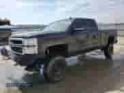 2014 Chevrolet Silverado 1500 LT z VIN 1GCVKREC8EZ188227, wystawiony jako Copart lot #80330205 z przebiegiem 195 230 mil mil oraz Szkoda całkowita • Salvage title. Historia ofert i sprzedaży dostępna na DreamBid. Obrazek 1.
