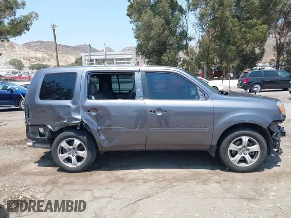 2015 Honda Pilot EX z VIN 5FNYF3H46FB020998, wystawiony jako IAAI lot #42719516 z przebiegiem 93 283 mil mil oraz . Historia ofert i sprzedaży dostępna na DreamBid. Obrazek 14.