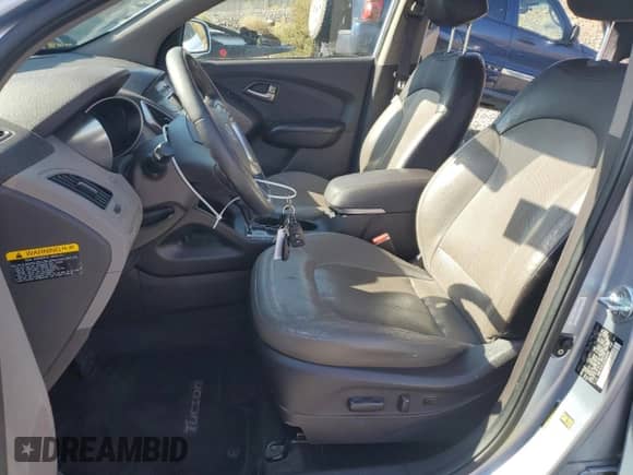 2010 Hyundai Tucson GLS с VIN KM8JUCAC2AU059043, выставлен на аукционе Copart как лот 80580025 с пробегом 133 418 миль миль и Списание • Salvage title. История ставок и продаж доступна на DreamBid. Изображение 7.
