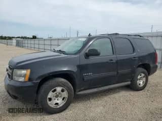 2009 Chevrolet Tahoe 2LT z VIN 1GNFK23059R294328, wystawiony jako Copart lot #80182135 z przebiegiem 299 205 mil mil oraz Czysty tytuł • Clean title. Historia ofert i sprzedaży dostępna na DreamBid. Obrazek 1.