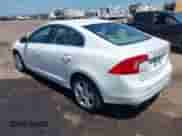 2015 Volvo S60 T5 Drive-E Premier with VIN YV140MFB5F1315522, listed as a IAAI auction lot 42752661 with 173,288 mi miles and . Bid and sale history available at DreamBid. Image 3.