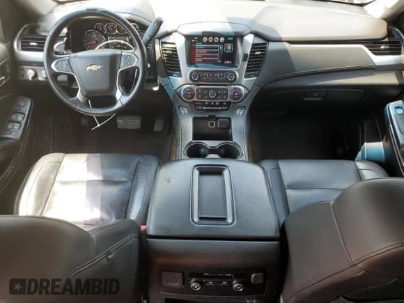 2019 Chevrolet Suburban LT с VIN 1GNSKHKC2KR142140, выставлен на аукционе Copart как лот 66806645 с пробегом 252 097 миль миль и Чистый • Clean title. История ставок и продаж доступна на DreamBid. Изображение 8.