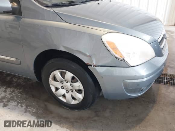 2008 Hyundai Entourage GLS с VIN KNDMC233186048156, выставлен на аукционе IAAI как лот 42229764 с пробегом 215 371 миль миль и . История ставок и продаж доступна на DreamBid. Изображение 6.