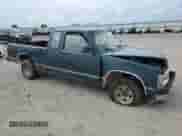 1993 Chevrolet S-10 с VIN 1GCCS19R8P8153719, выставлен на аукционе Copart как лот 54924445 с пробегом 214 074 миль миль и Списание • Salvage title. История ставок и продаж доступна на DreamBid. Изображение 4.