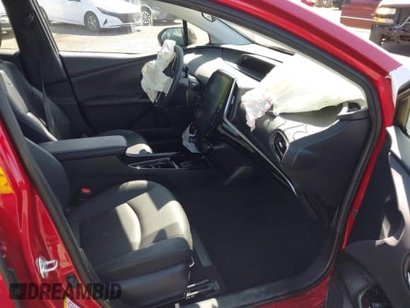 2019 Toyota Prius Plus с VIN JTDKARFP3K3109147, выставлен на аукционе IAAI как лот 42365495 с пробегом 34 761 миль миль и . История ставок и продаж доступна на DreamBid. Изображение 5.