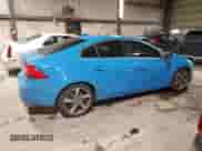 2013 Volvo S60 T6 R-Design Platinum с VIN YV1902FH1D2183347, выставлен на аукционе Copart как лот 84178744 с пробегом 64 473 миль миль и Списание • Salvage title. История ставок и продаж доступна на DreamBid. Изображение 3.