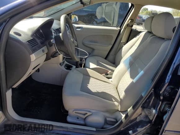 2010 Chevrolet Cobalt LS z VIN 1G1AB5F58A7156982, wystawiony jako Copart lot #84446135 z przebiegiem 108 780 mil mil oraz Szkoda całkowita • Salvage title. Historia ofert i sprzedaży dostępna na DreamBid. Obrazek 7.