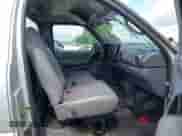 2001 Dodge 1500 z VIN 1B7HF16Y81S262147, wystawiony jako IAAI lot #42262370 z przebiegiem 169 465 mil mil oraz . Historia ofert i sprzedaży dostępna na DreamBid. Obrazek 5.