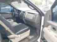 2009 Ford F-150 XL z VIN 1FTRF12819KB23175, wystawiony jako IAAI lot #40892119 z przebiegiem 264 352 mil mil oraz . Historia ofert i sprzedaży dostępna na DreamBid. Obrazek 5.