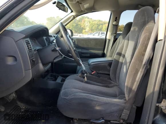 2002 Dodge Dakota SLT z VIN 1B7HG48Z42S670117, wystawiony jako Copart lot #75222474 z przebiegiem 91 094 mil mil oraz Szkoda całkowita • Salvage title. Historia ofert i sprzedaży dostępna na DreamBid. Obrazek 7.