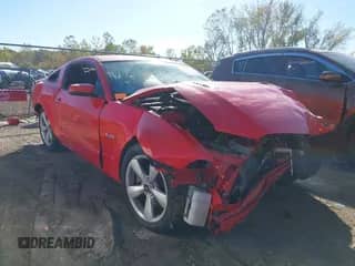 2014 Ford Mustang GT z VIN 1ZVBP8CF9E5274307, wystawiony jako IAAI lot #43430700 z przebiegiem 118 401 mil mil oraz . Historia ofert i sprzedaży dostępna na DreamBid. Obrazek 1.