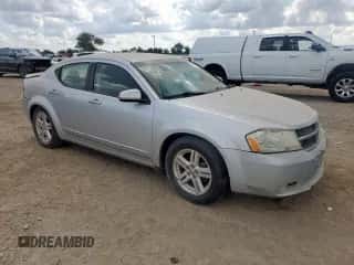 2010 Dodge Avenger R/T с VIN 1B3CC5FB1AN124066, выставлен на аукционе Copart как лот 84654335 с пробегом 213 317 миль миль и Чистый • Clean title. История ставок и продаж доступна на DreamBid. Изображение 4.