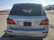 2019 Mercedes-Benz GLS 450 z VIN 4JGDF6EE1KB240765, wystawiony jako Copart lot #80862165 z przebiegiem 113 047 mil mil oraz Szkoda całkowita • Salvage title. Historia ofert i sprzedaży dostępna na DreamBid. Obrazek 6.