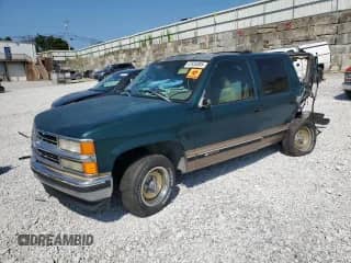 1997 Chevrolet Tahoe z VIN 1GNEC13R3VJ440753, wystawiony jako Copart lot #67836085 z przebiegiem 177 651 mil mil oraz Nie do naprawy • Non repairable. Historia ofert i sprzedaży dostępna na DreamBid. Obrazek 1.