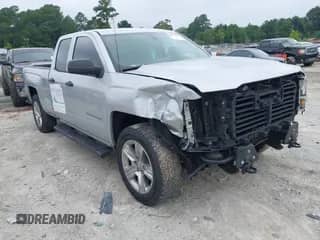 2017 Chevrolet Silverado 1500 Custom с VIN 1GCRCPEH8HZ246260, выставлен на аукционе IAAI как лот 42876102 с пробегом 138 413 миль миль и . История ставок и продаж доступна на DreamBid. Изображение 1.