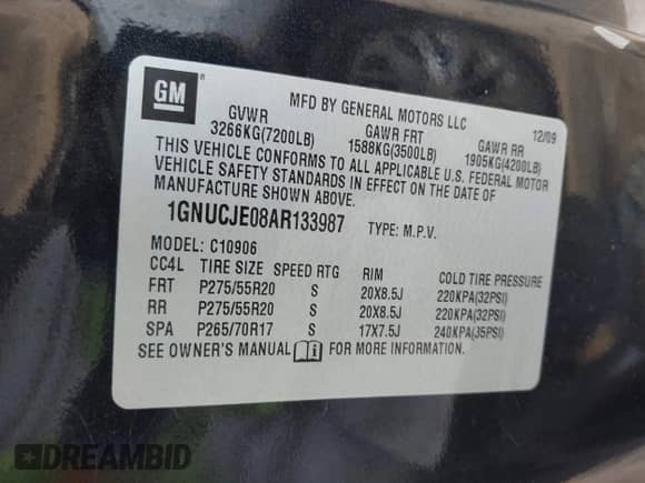 2010 Chevrolet Suburban LT z VIN 1GNUCJE08AR133987, wystawiony jako IAAI lot #42413997 z przebiegiem 268 401 mil mil oraz . Historia ofert i sprzedaży dostępna na DreamBid. Obrazek 9.