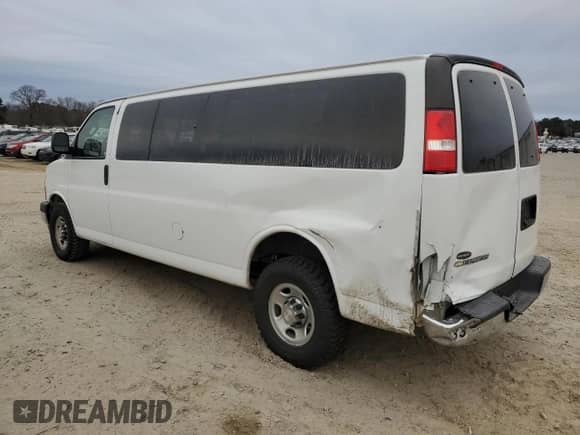 2020 Chevrolet Express Passenger LT с VIN 1GAZGPFG5L1169356, выставлен на аукционе Copart как лот 44124655 с пробегом 33 599 миль миль и Списание • Salvage title. История ставок и продаж доступна на DreamBid. Изображение 2.