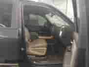 2014 Chevrolet Silverado 1500 LTZ z VIN 3GCUKSEJ5EG296189, wystawiony jako IAAI lot #42941946 z przebiegiem 196 524 mil mil oraz . Historia ofert i sprzedaży dostępna na DreamBid. Obrazek 5.