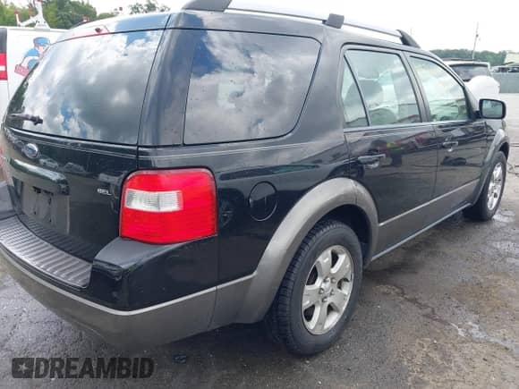 2007 Ford Freestyle SEL z VIN 1FMZK02187GA08822, wystawiony jako IAAI lot #42767525 z przebiegiem 100 771 mil mil oraz . Historia ofert i sprzedaży dostępna na DreamBid. Obrazek 4.