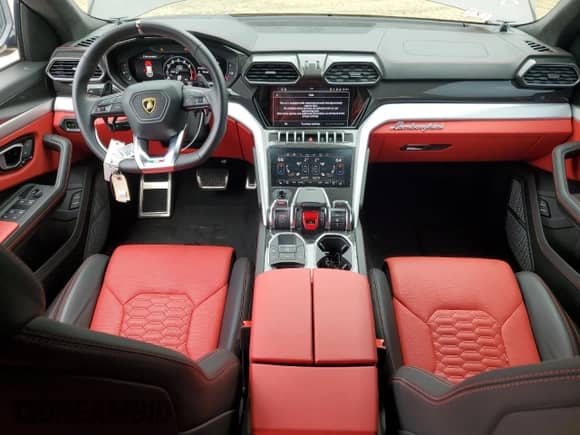 2022 Lamborghini Urus with VIN ZPBUA1ZL1NLA20127, listed as a Copart auction lot 67639304 with 4,918 mi miles and Salvage title. Bid and sale history available at DreamBid. Image 8.