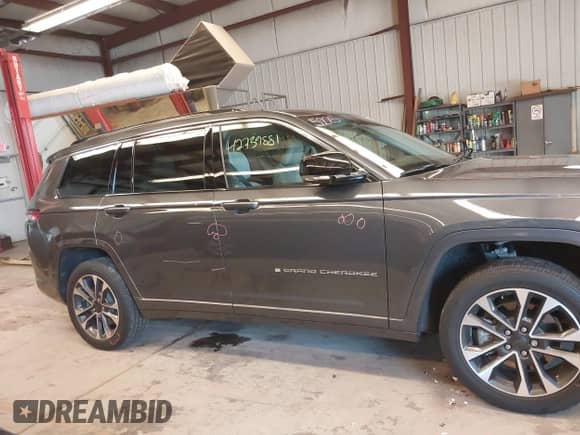 2021 Jeep Grand Cherokee Overland with VIN 1C4RJKDG7M8179023, listed as a IAAI auction lot 42739881 with 47,475 mi miles and . Bid and sale history available at DreamBid. Image 14.