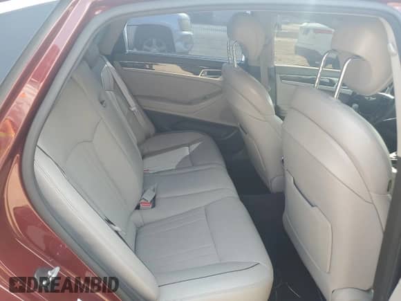 2015 Hyundai Genesis 3.8L с VIN KMHGN4JE7FU093579, выставлен на аукционе Copart как лот 71076605 с пробегом 87 673 миль миль и Списание • Salvage title. История ставок и продаж доступна на DreamBid. Изображение 10.