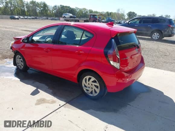 2015 Toyota Prius One z VIN JTDKDTB31F1582909, wystawiony jako IAAI lot #43178125 z przebiegiem 99 824 mil mil oraz . Historia ofert i sprzedaży dostępna na DreamBid. Obrazek 3.