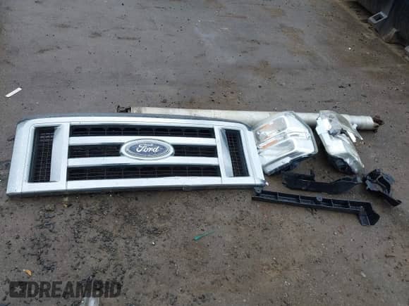 2012 Ford Econoline Cargo Recreational с VIN 1FTNE2EWXCDA63815, выставлен на аукционе IAAI как лот 42245701 с пробегом 230 488 миль миль и . История ставок и продаж доступна на DreamBid. Изображение 12.