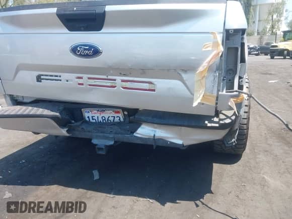 2018 Ford F-150 XL with VIN 1FTEW1CP1JKD34689, listed as a IAAI auction lot 42899519 with 127,980 mi miles and . Bid and sale history available at DreamBid. Image 6.