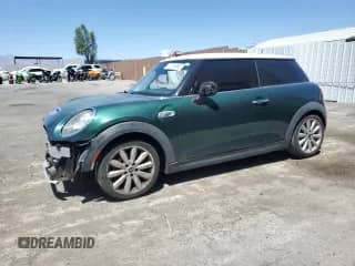 2018 MINI Hardtop Cooper S с VIN WMWXP7C54J2A48732, выставлен на аукционе Copart как лот 57279585 с пробегом 58 425 миль миль и Списание • Salvage title. История ставок и продаж доступна на DreamBid. Изображение 1.