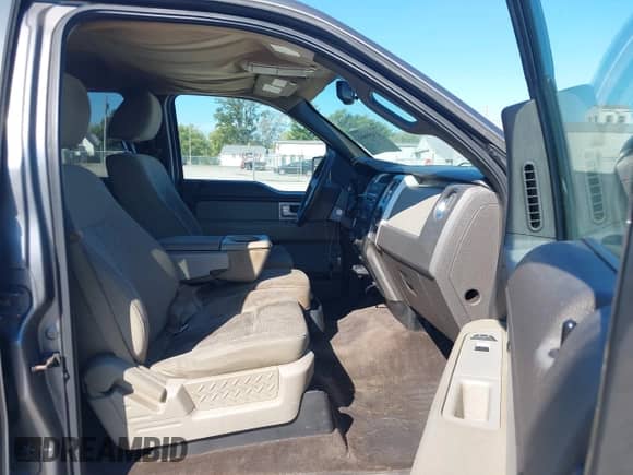 2010 Ford F-150 XL с VIN 1FTFW1EV6AFA98257, выставлен на аукционе IAAI как лот 43459661 с пробегом 337 968 миль миль и . История ставок и продаж доступна на DreamBid. Изображение 5.