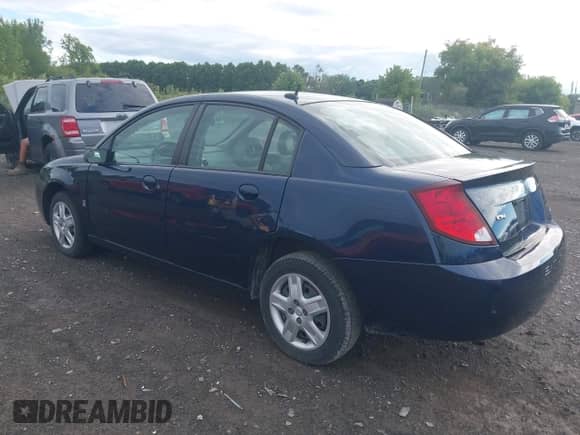 2007 Saturn ION ION 2 with VIN 1G8AJ55F17Z116724, listed as a IAAI auction lot 43050647 with 100,105 mi miles and . Bid and sale history available at DreamBid. Image 3.