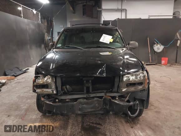 2002 Chevrolet TrailBlazer LTZ с VIN 1GNDT13SX22164141, выставлен на аукционе IAAI как лот 42197972 с пробегом 168 886 миль миль и . История ставок и продаж доступна на DreamBid. Изображение 12.