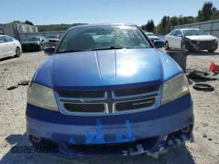2013 Dodge Avenger SXT z VIN 1C3CDZCG7DN508560, wystawiony jako Copart lot #87261545 z przebiegiem 63 791 mil mil oraz Szkoda całkowita • Salvage title. Historia ofert i sprzedaży dostępna na DreamBid. Obrazek 5.