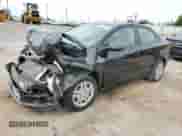 2019 Chevrolet Sonic LS z VIN 1G1JB5SB4K4111990, wystawiony jako Copart lot #69835604 z przebiegiem 63 309 mil mil oraz Szkoda całkowita • Salvage title. Historia ofert i sprzedaży dostępna na DreamBid. Obrazek 1.