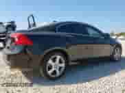2013 Volvo S60 T5 с VIN YV1612FH2D2171935, выставлен на аукционе Copart как лот 81649995 с пробегом 116 192 миль миль и Списание • Salvage title. История ставок и продаж доступна на DreamBid. Изображение 3.