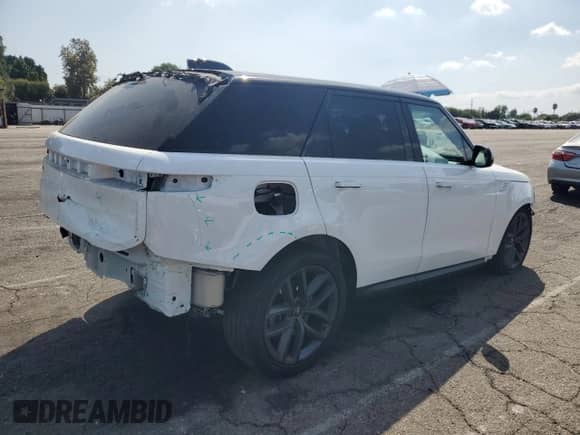 2024 Land Rover Range Rover Sport SE with VIN SAL1P9EU1RA166088, listed as a Copart auction lot 80430915 with 15,951 mi miles and Salvage title. Bid and sale history available at DreamBid. Image 3.